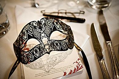 《恶魔之魂：重制版》开发商圣诞贺卡暗示新作